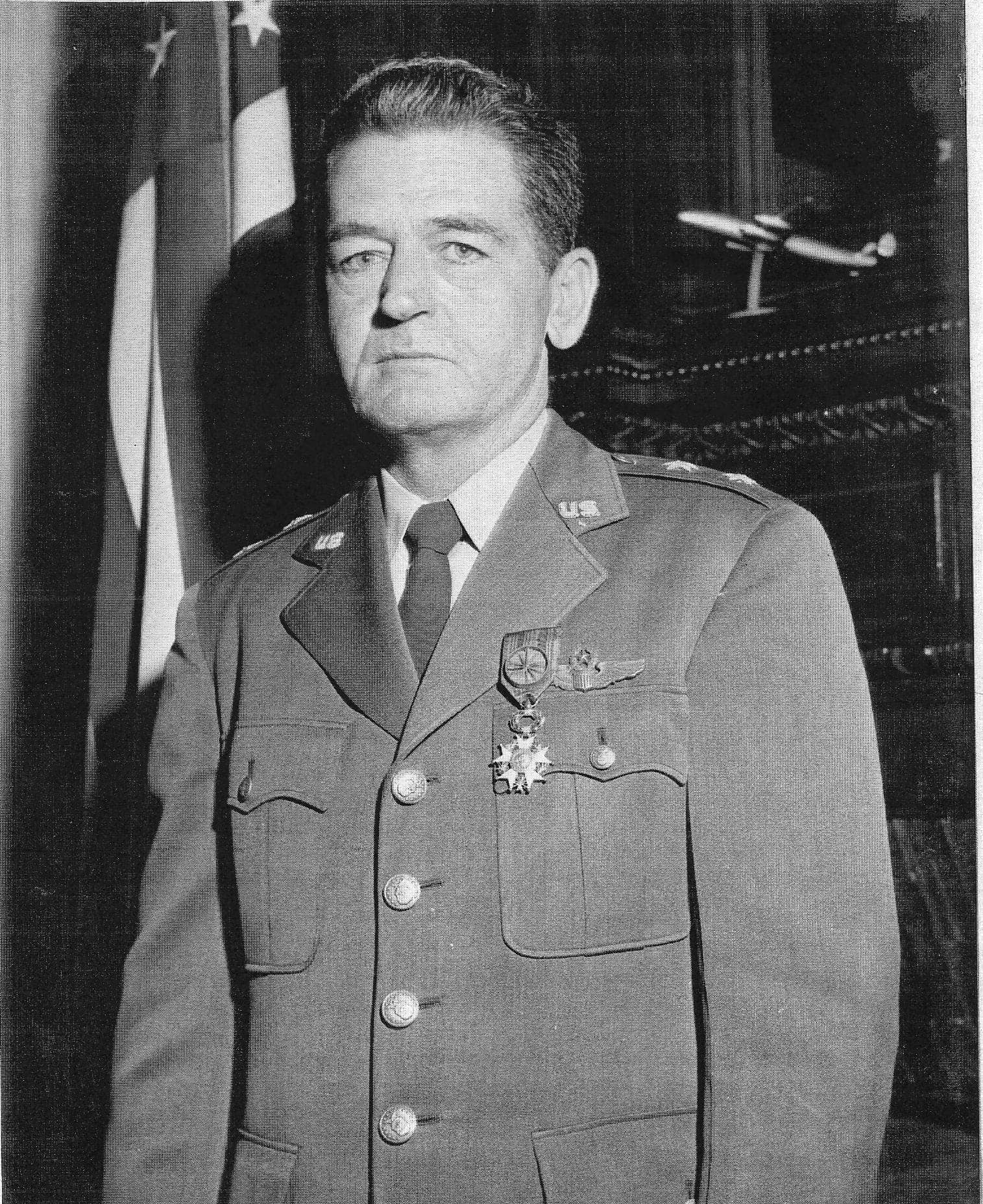 Official U.S. Air Force portrait of Maj. Gen. John A. Samford, who led the July 1952 Pentagon press conference on the Washington UFO sightings