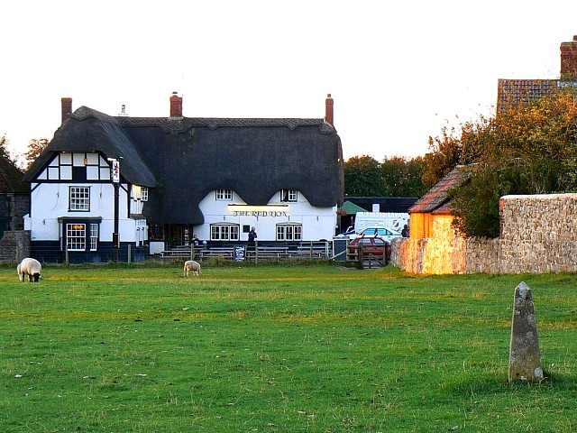 The real Red Lion pub in Avebury, Wiltshire, photographed in 2007; a real-world comparison for the fictional inn in The Conjuring: Unspoken