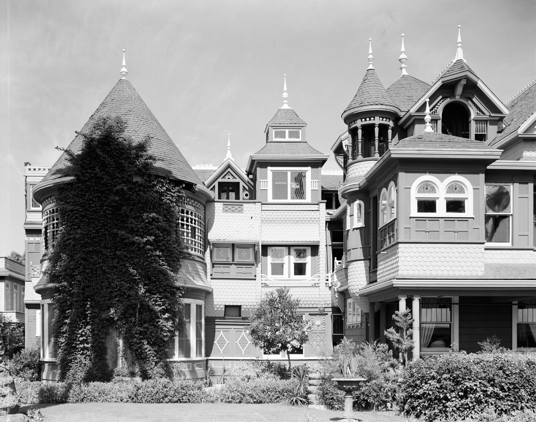 Historic American Buildings Survey photograph of the exterior of the Winchester Mystery House in San Jose, California